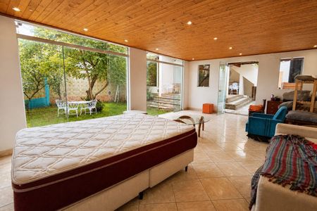 Casa para alugar com 256m², 3 quartos e 2 vagasDormitório 3 - Edícula