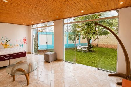 Casa para alugar com 256m², 3 quartos e 2 vagasDormitório 3 - Edícula