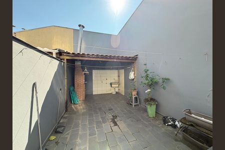Casa para alugar com 70m², 2 quartos e 1 vagaÁrea de Serviço