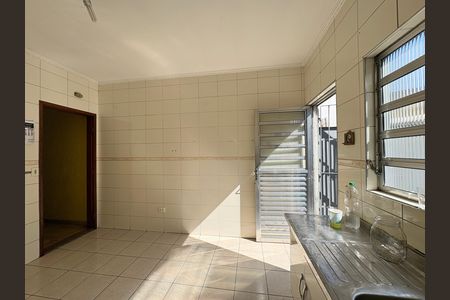Casa para alugar com 70m², 2 quartos e 1 vagaCozinha