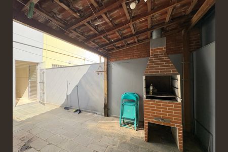 Casa para alugar com 70m², 2 quartos e 1 vagaÁrea de Serviço
