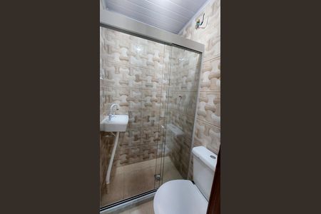 Casa para alugar com 60m², 2 quartos e 1 vaga Casa para alugar com 60m², 2 quartos e 1 vagaBanheiro da Suíte