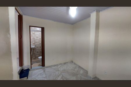 Casa para alugar com 60m², 2 quartos e 1 vaga Casa para alugar com 60m², 2 quartos e 1 vagaSuíte