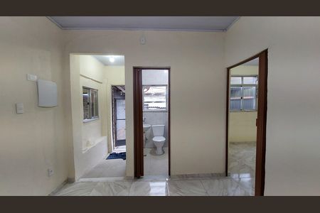 Casa para alugar com 60m², 2 quartos e 1 vaga Casa para alugar com 60m², 2 quartos e 1 vagaSala