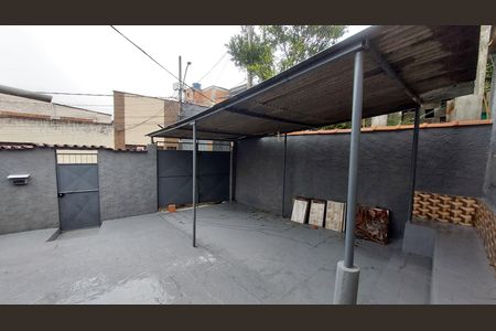 Casa para alugar com 60m², 2 quartos e 1 vaga Casa para alugar com 60m², 2 quartos e 1 vagaGaragem