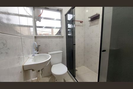 Casa para alugar com 60m², 2 quartos e 1 vaga Casa para alugar com 60m², 2 quartos e 1 vagaBanheiro
