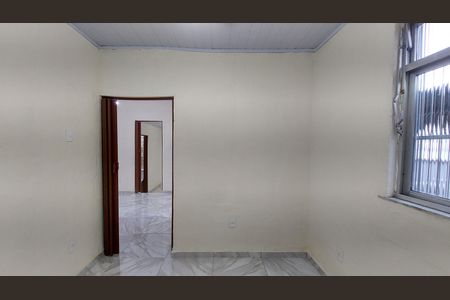Quarto 2 de casa para alugar com 2 quartos, 60m² em Areia Branca, Belford Roxo