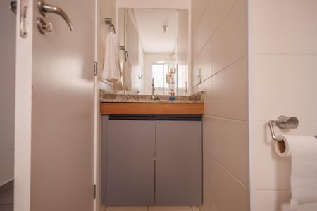 Apartamento para alugar com 56m², 2 quartos e 1 vagaBanheiro