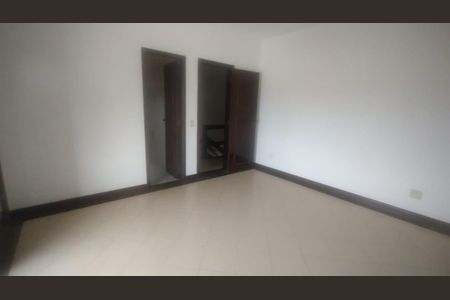 Casa para alugar com 160m², 3 quartos e 3 vagasSuíte