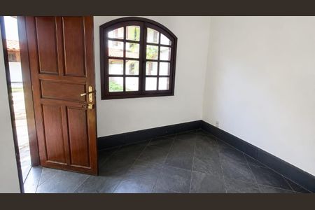 Casa para alugar com 160m², 3 quartos e 3 vagasQuarto