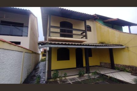 Casa para alugar com 160m², 3 quartos e 3 vagasFachada