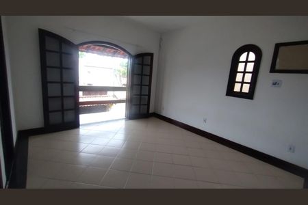 Casa para alugar com 160m², 3 quartos e 3 vagasSuíte