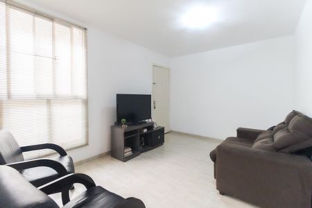 Apartamento à venda com 44m², 2 quartos e 1 vaga Apartamento à venda com 44m², 2 quartos e 1 vagaSala