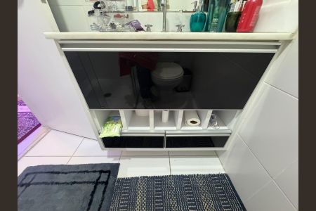 Apartamento à venda com 63m², 2 quartos e 2 vagas Apartamento à venda com 63m², 2 quartos e 2 vagasÁrea de Serviço