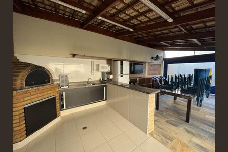 Apartamento à venda com 63m², 2 quartos e 2 vagas Apartamento à venda com 63m², 2 quartos e 2 vagasCozinha
