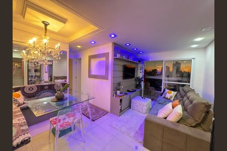 Apartamento à venda com 63m², 2 quartos e 2 vagas Apartamento à venda com 63m², 2 quartos e 2 vagasSala