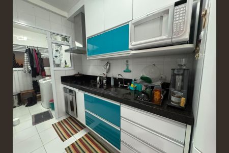 Apartamento à venda com 63m², 2 quartos e 2 vagas Apartamento à venda com 63m², 2 quartos e 2 vagasCozinha