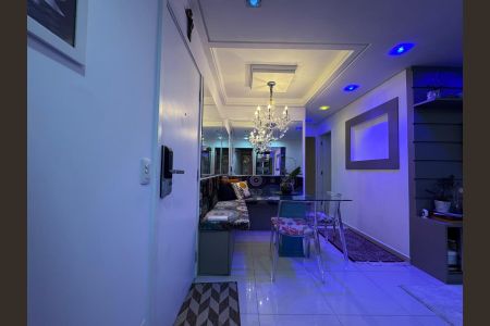 Apartamento à venda com 63m², 2 quartos e 2 vagas Apartamento à venda com 63m², 2 quartos e 2 vagasCorredor