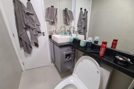 Apartamento à venda com 39m², 2 quartos e 1 vaga Apartamento à venda com 39m², 2 quartos e 1 vagaBanheiro