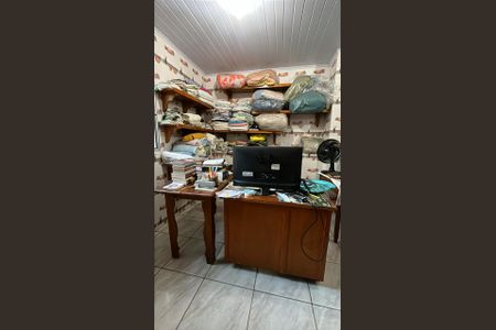 Casa para alugar com 180m², 3 quartos e 2 vagas Casa para alugar com 180m², 3 quartos e 2 vagasQuarto