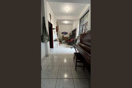 Casa para alugar com 3 quartos, 180m² em Maracanã I (Justinópolis), Ribeirão das Neves