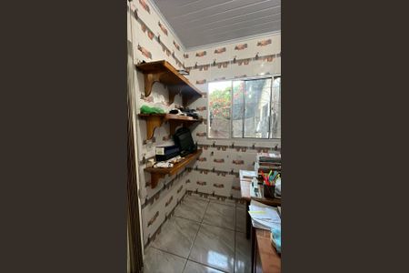 Casa para alugar com 180m², 3 quartos e 2 vagas Casa para alugar com 180m², 3 quartos e 2 vagasQuarto