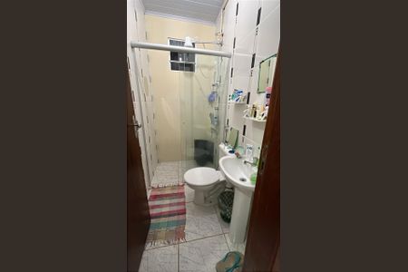 Casa para alugar com 180m², 3 quartos e 2 vagas Casa para alugar com 180m², 3 quartos e 2 vagasBanheiro social