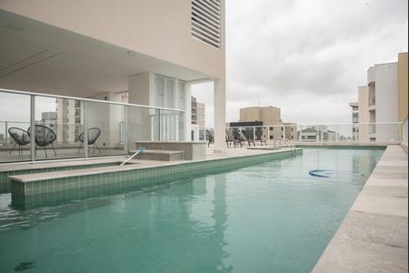 Apartamento à venda com 69m², 2 quartos e 1 vaga Apartamento à venda com 69m², 2 quartos e 1 vagaPiscina