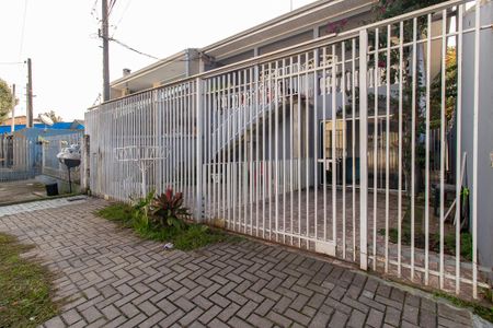 Casa à venda com 110m², 3 quartos e 1 vaga Casa à venda com 110m², 3 quartos e 1 vagaFachada