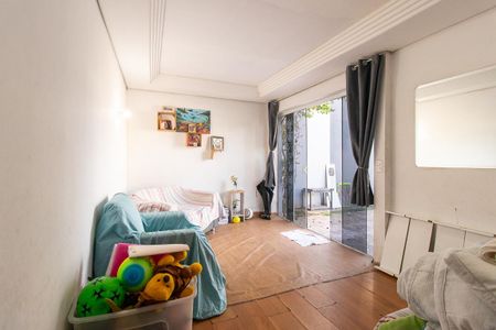 Sala de casa para alugar com 3 quartos, 110m² em Cidade Industrial de Curitiba, Curitiba