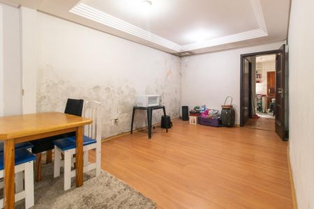 Casa à venda com 110m², 3 quartos e 1 vaga