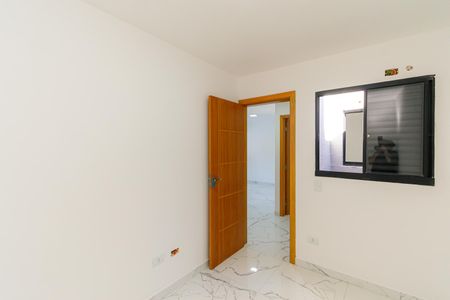 Quarto 2 de apartamento para alugar com 2 quartos, 30m² em Vila Celeste, São Paulo