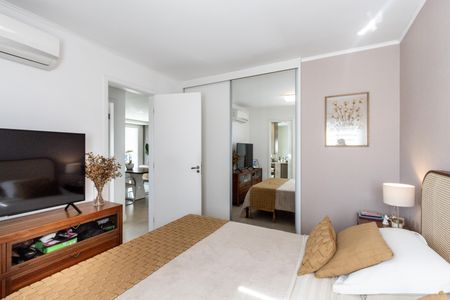 Apartamento à venda com 124m², 2 quartos e 3 vagas Apartamento à venda com 124m², 2 quartos e 3 vagasSuíte