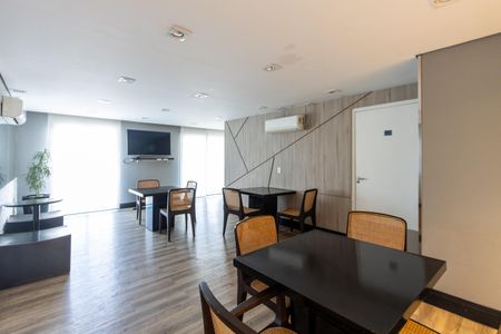Apartamento à venda com 124m², 2 quartos e 3 vagas Apartamento à venda com 124m², 2 quartos e 3 vagasÁrea comum