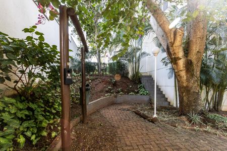 Apartamento à venda com 124m², 2 quartos e 3 vagas Apartamento à venda com 124m², 2 quartos e 3 vagasÁrea comum