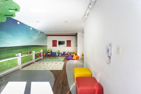 Área comum de apartamento à venda com 2 quartos, 124m² em Alto de Pinheiros, São Paulo