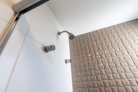 Apartamento à venda com 124m², 2 quartos e 3 vagas Apartamento à venda com 124m², 2 quartos e 3 vagasBanheiro social 2