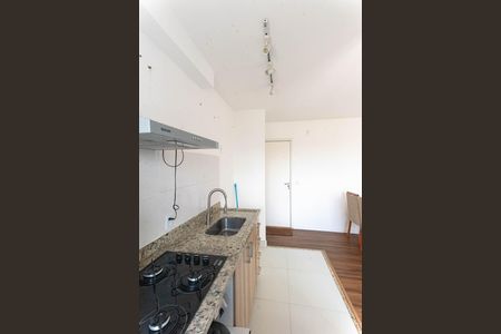 Cozinha de apartamento à venda com 2 quartos, 48m² em Cidade Satélite Íris, Campinas