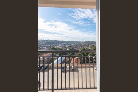 Apartamento à venda com 48m², 2 quartos e 1 vaga Apartamento à venda com 48m², 2 quartos e 1 vagaSacada da Sala