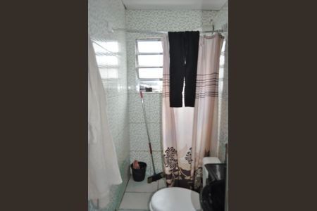 Apartamento para alugar com 60m², 2 quartos e sem vagaBanheiro