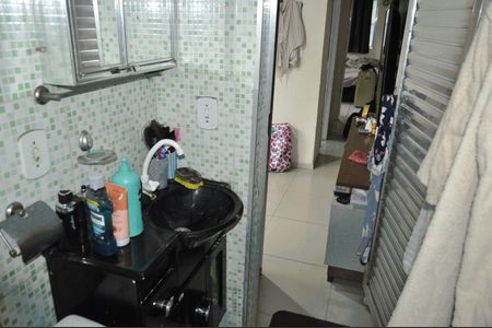 Banheiro de apartamento para alugar com 2 quartos, 60m² em Riachuelo, Rio de Janeiro