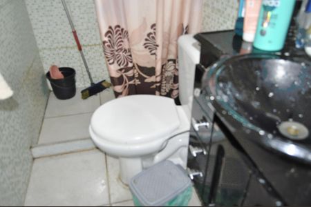 Apartamento para alugar com 60m², 2 quartos e sem vagaBanheiro