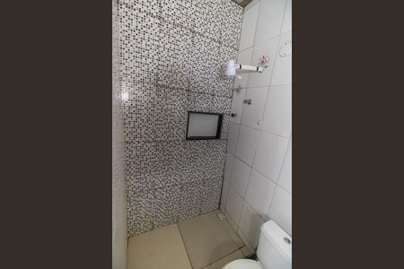 Banheiro de casa para alugar com 1 quarto, 50m² em Itaipu, Niterói