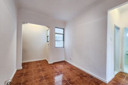 Apartamento à venda com 49m², 2 quartos e sem vaga Apartamento à venda com 49m², 2 quartos e sem vagaSala