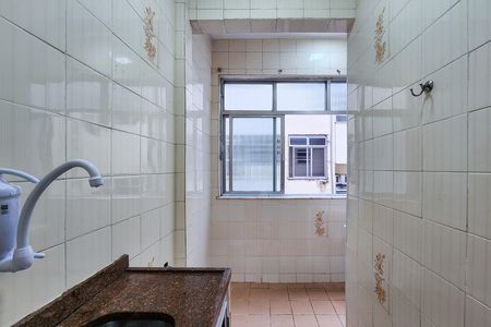 Apartamento à venda com 49m², 2 quartos e sem vaga Apartamento à venda com 49m², 2 quartos e sem vagaCozinha