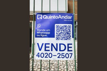 Apartamento à venda com 49m², 2 quartos e sem vaga Apartamento à venda com 49m², 2 quartos e sem vagaPlaca RWIE-67