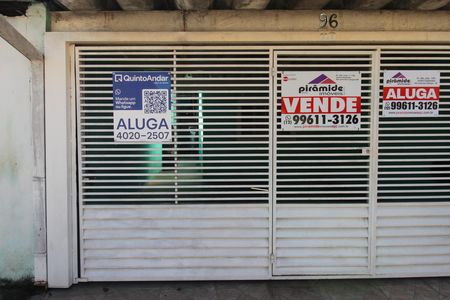 Casa para alugar com 110m², 2 quartos e 2 vagasPlaquinha