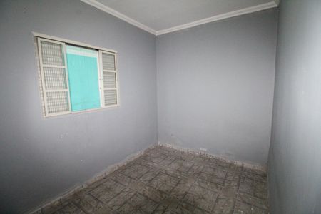 Casa para alugar com 110m², 2 quartos e 2 vagasQuarto 1