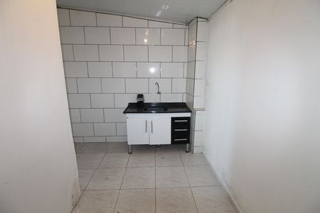 Casa para alugar com 110m², 2 quartos e 2 vagasEdícula
