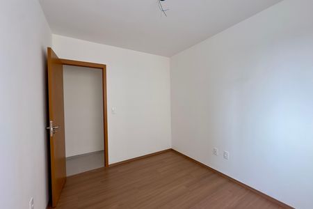 Quarto 1 de apartamento à venda com 2 quartos, 47m² em Bairro Alto, Curitiba